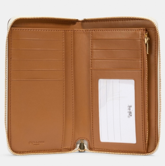 Coach Medium Zip Around Wallet w/ Ombre Quilting - Picture 2 of 7